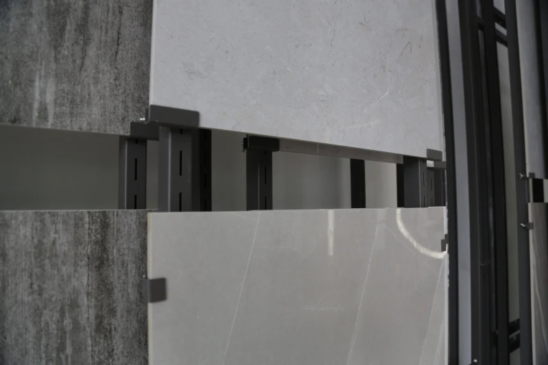 Présentoir en céramique de taille réglable LED disponible ST-159