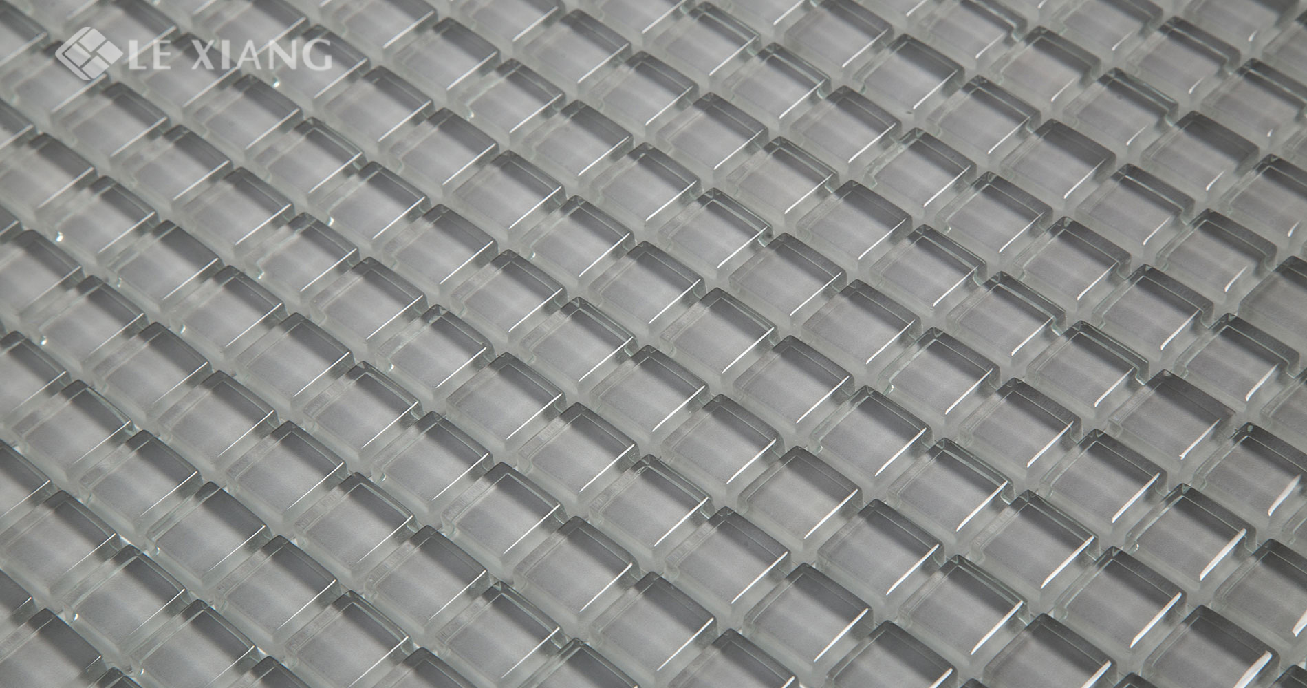 15mm-Kitchen-Backsplash-Tiles-Square-Crystal-Glass- Mosaic-Tile-14