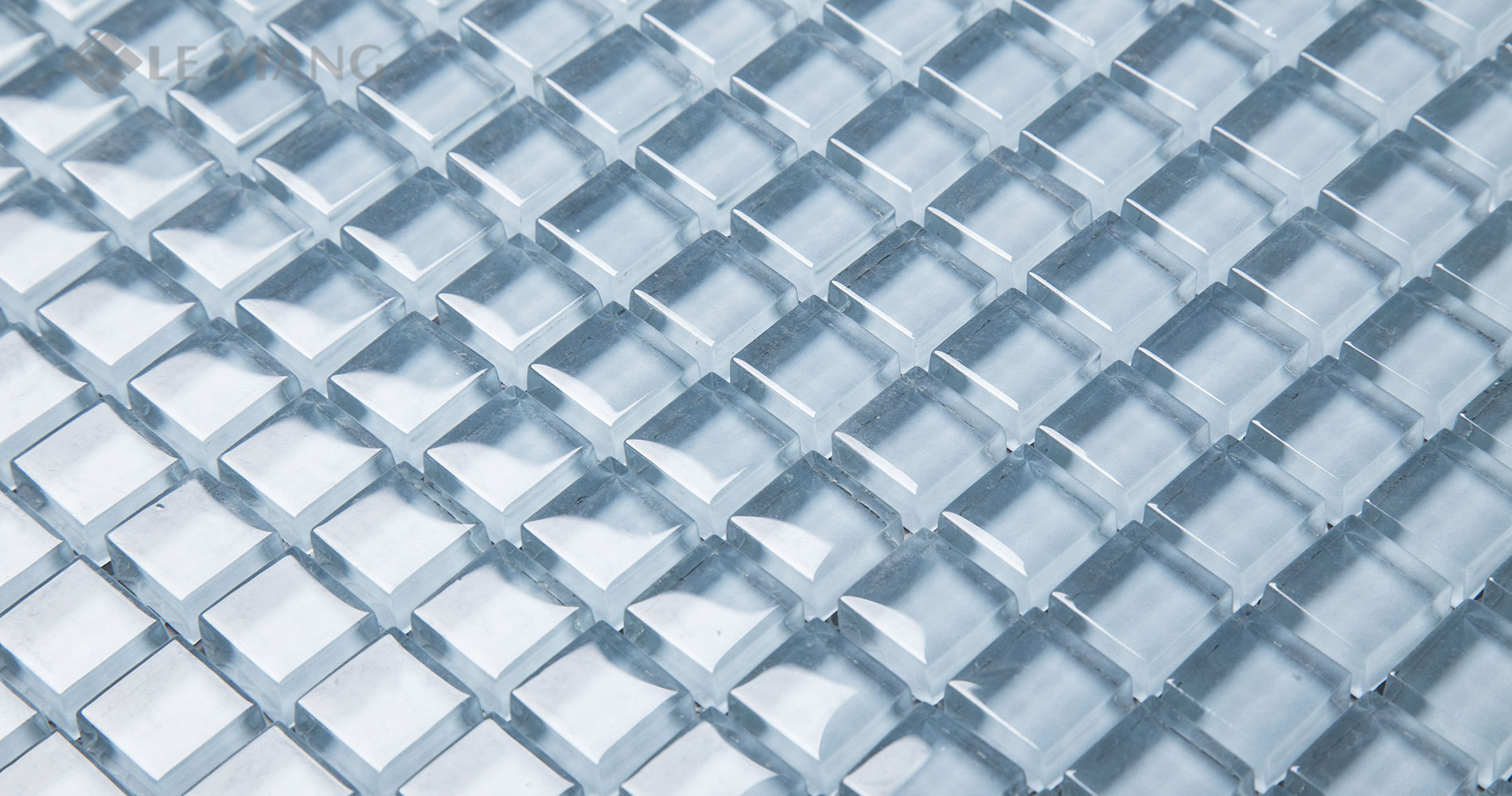 15mm-Kitchen-Backsplash-Tiles- Square-Crystal-Glass-Mosaic-Tile-16