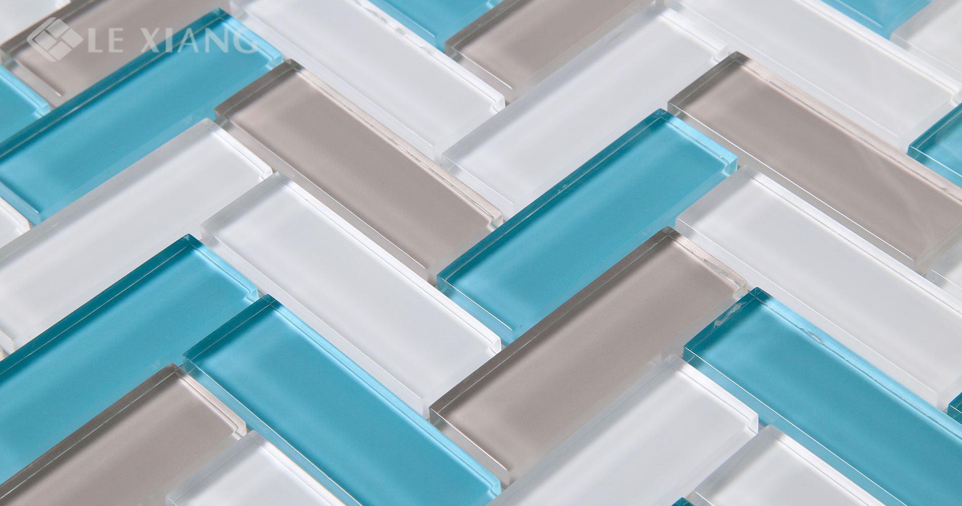 Crystal-Glass-Blends-Herringbone-Mosaic-Tiles-For-Kitchen-Backsplash-8