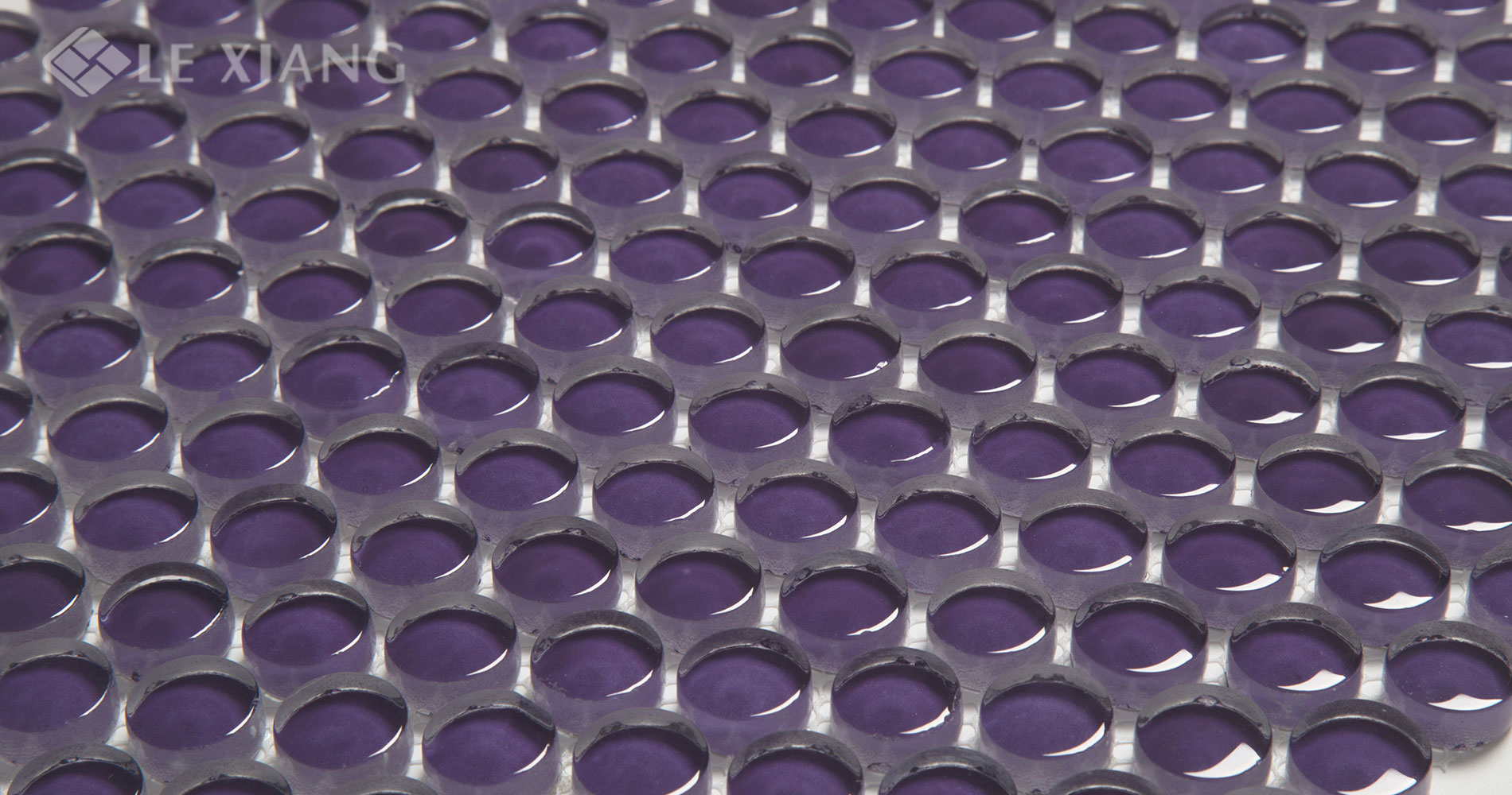 Crystal-Glass-Penny-Round-Mosaic-Tile-Kitchen-Backsplash-5