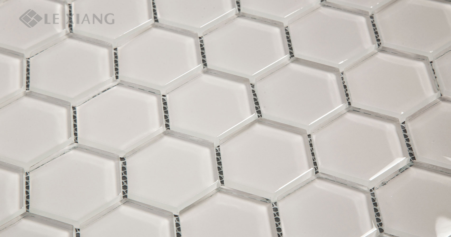 Hexagon-Crystal-Glass-Mosaic-Tiles-For-Bathroom-Wall-11